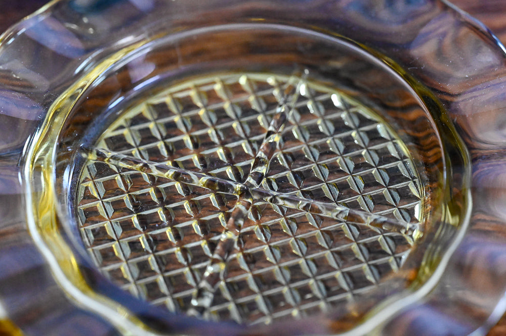 yellow ruffled edge glass coaster