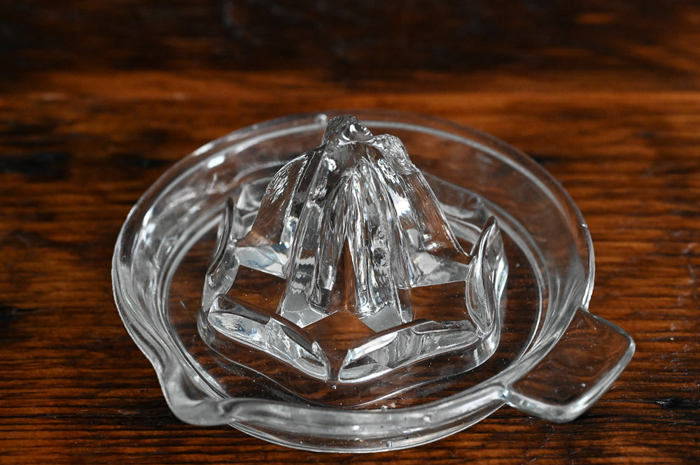 clear glass citrus reamer