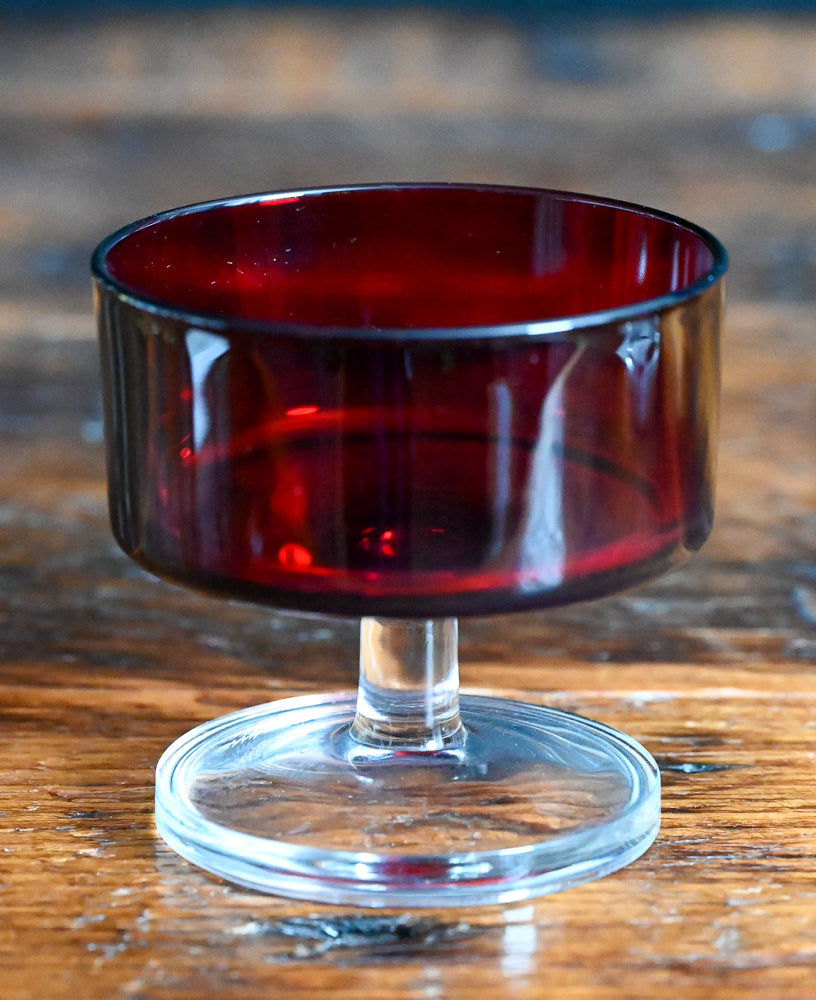 Luminarc Cavalier Ruby Red Clear Stem cocktail coupes