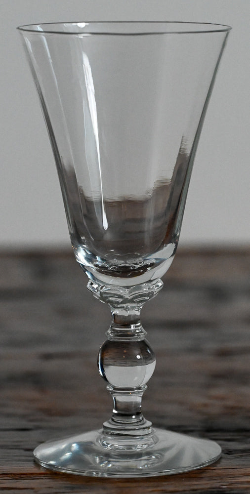 tall fluted wine glass