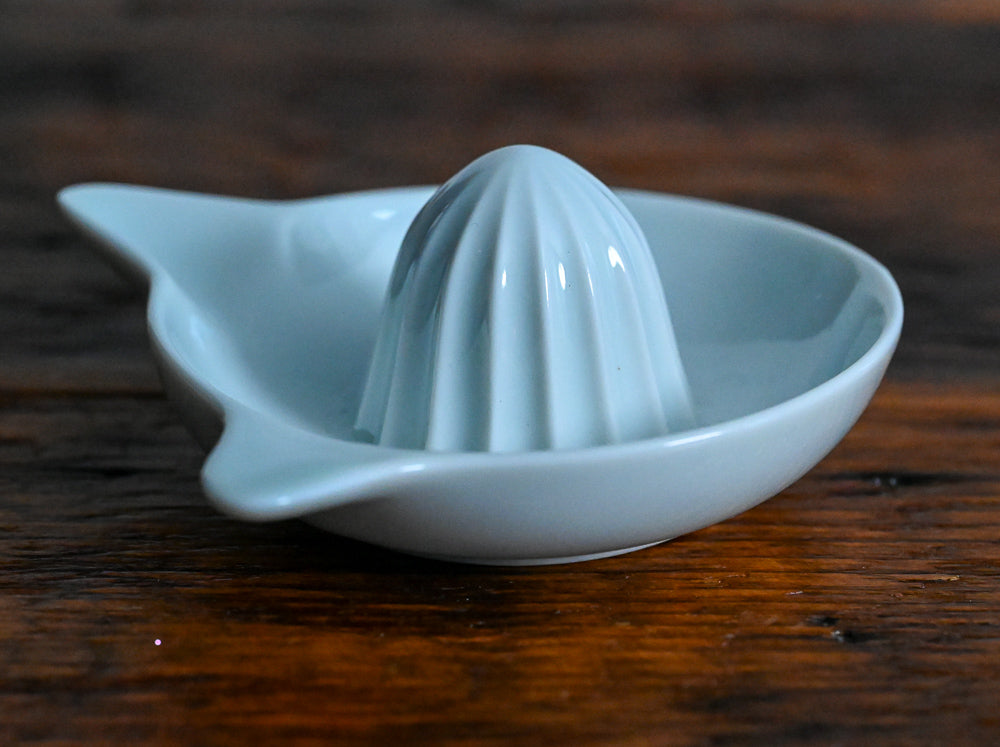 white porcelain citrus reamer
