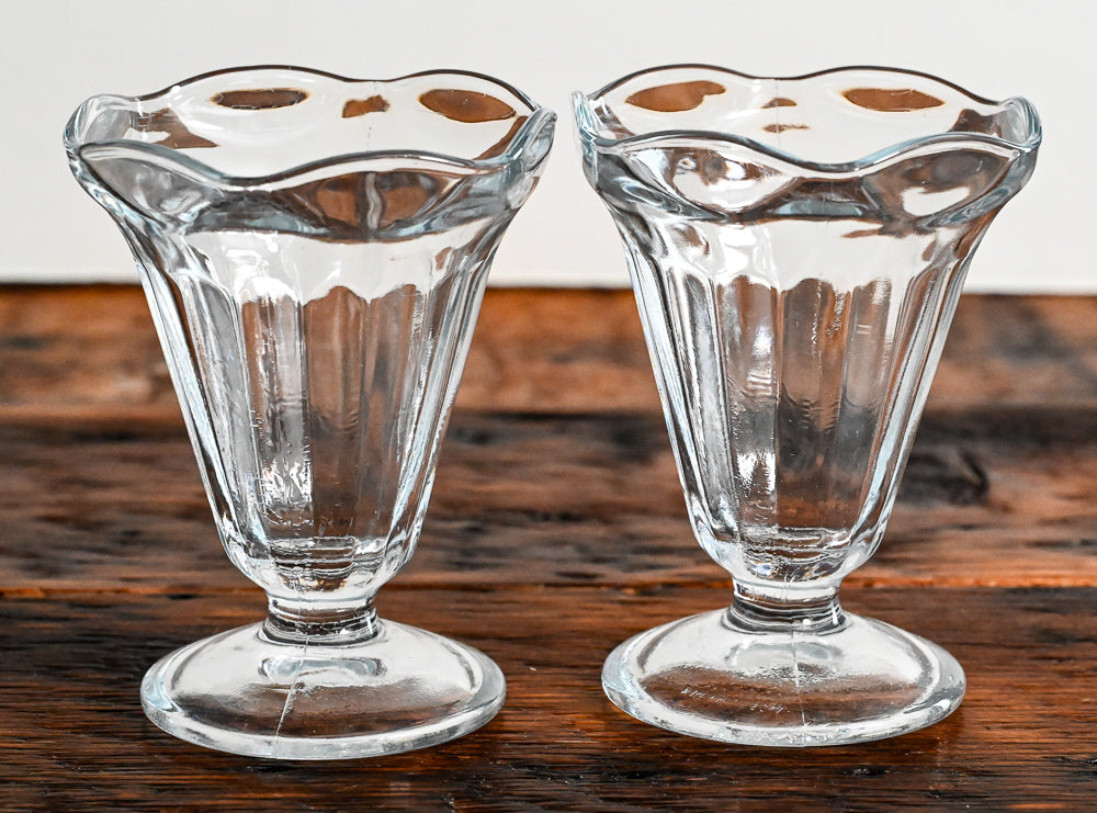 clear sundae or parfait glasses