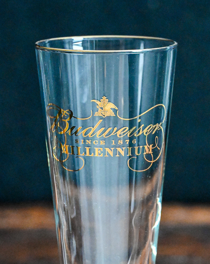 gold rim Budweiser logo pilsner glasses