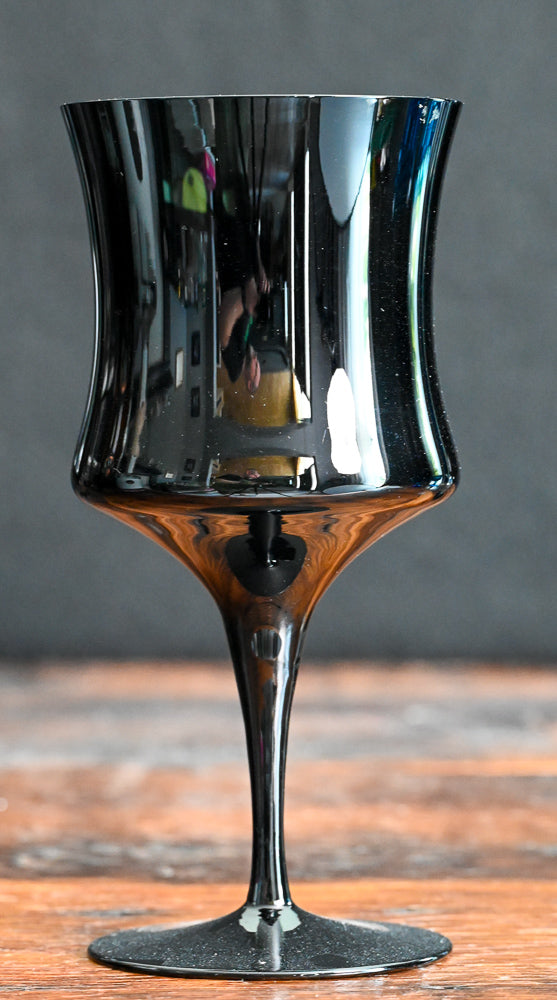 American Manor Black Wine Glasses