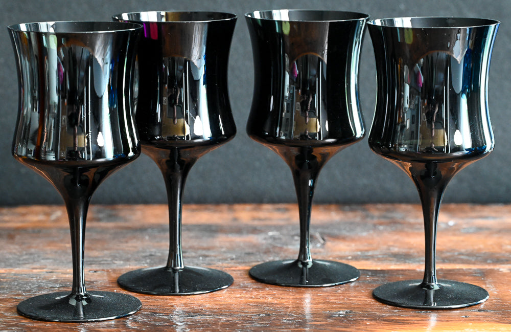 American Manor Black Wine Glasses