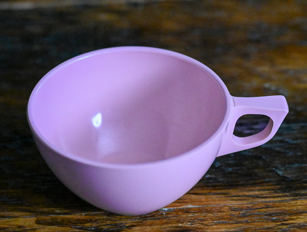 Sun-Valley pink melamine teacups