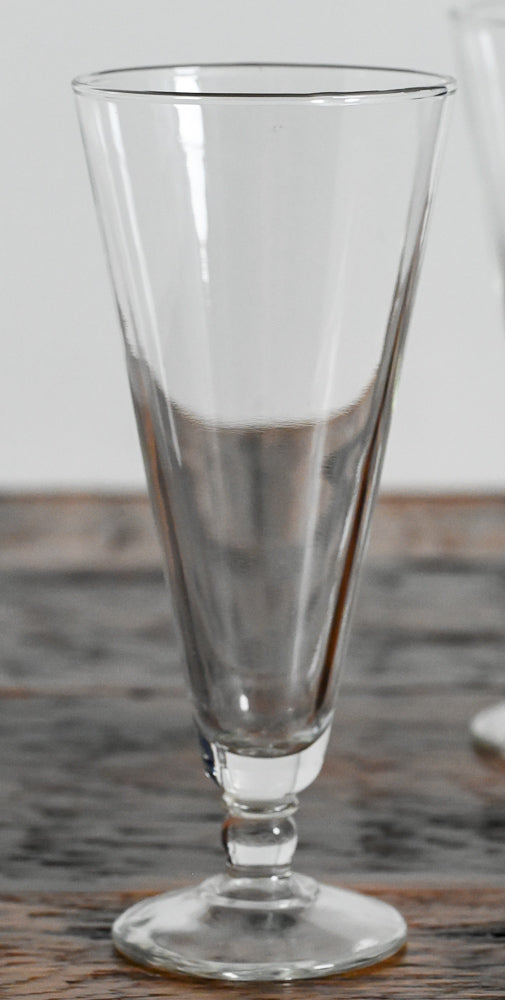 clear tall pilsner glasses