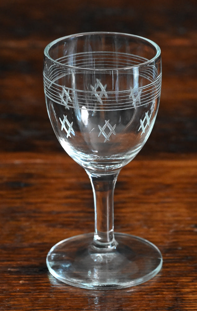 diamond etched clear wine glasses