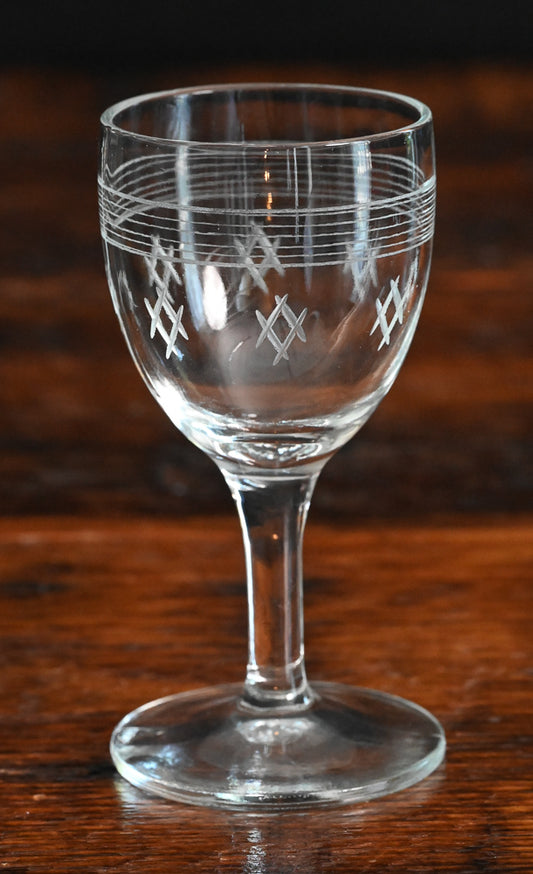 diamond etched clear wine glasses