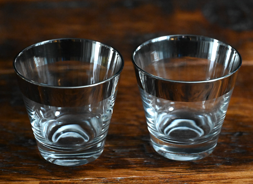 Dorothy Thorpe Style flared rocks glass with silver rim