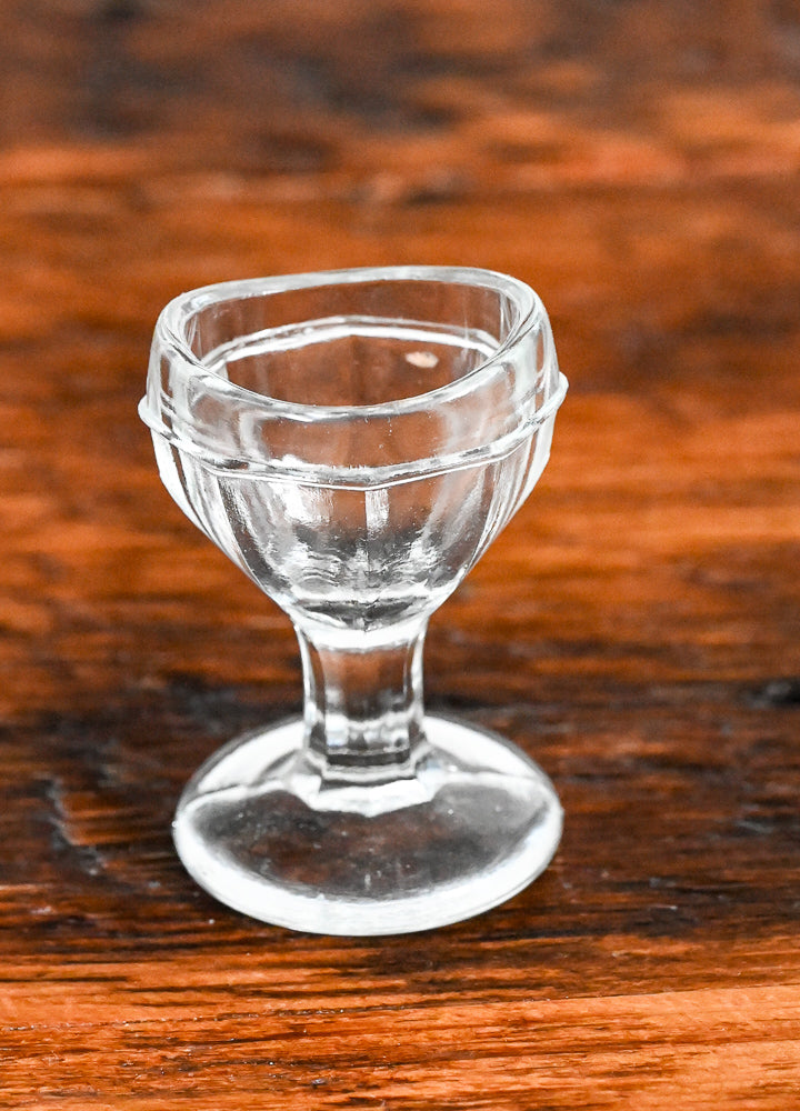 clear glass eyewash cup