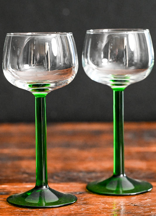 clear bulb, green stem Luminarc wine glasses