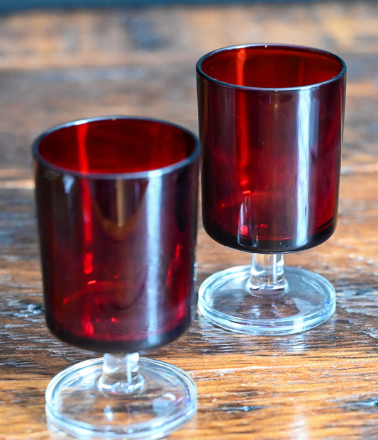 ruby red Luminarc Cavalier cordial glasses with clear stems