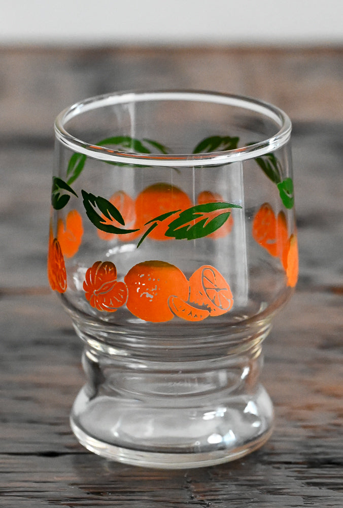 Anchor Hocking oranges and green leaves print juice glass