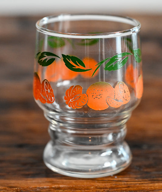 Anchor Hocking oranges and green leaves print juice glass