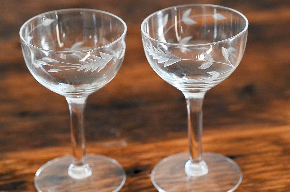 Princess house offers vintage Hertiage Wine Glasses.