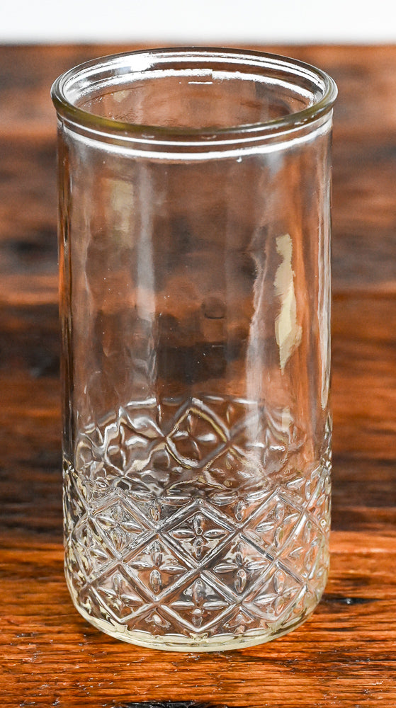 Brockway glass collins glasses wiht quilted pattern at bottom