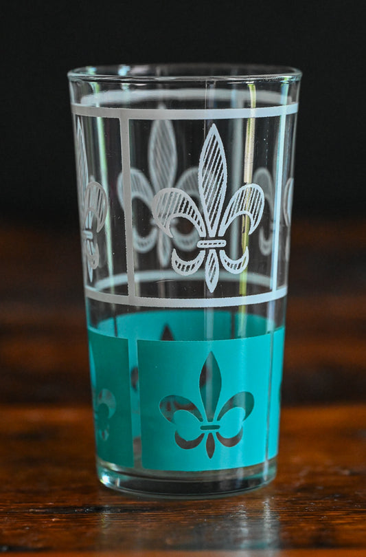 aqua and white Hazel Atlas Fleur de Lis tumblers