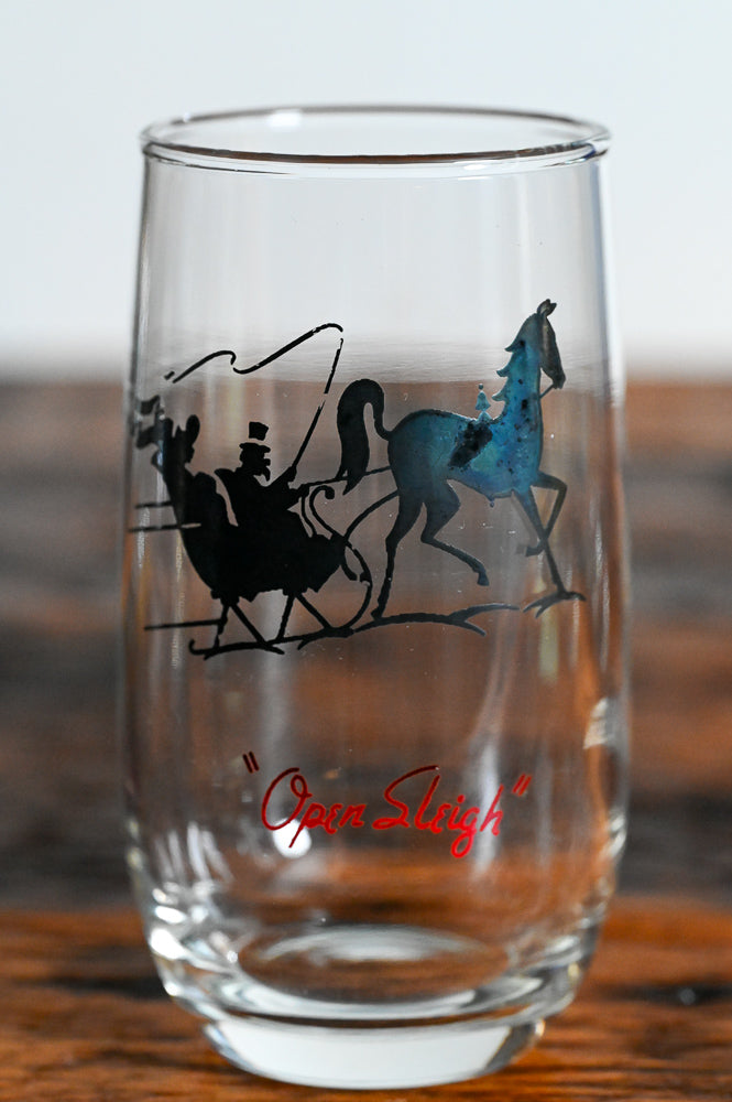 Black carriage and horse print on tumbler