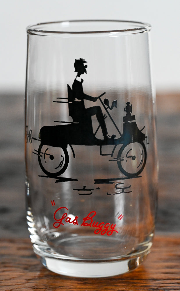 Black carriage and horse print on tumbler