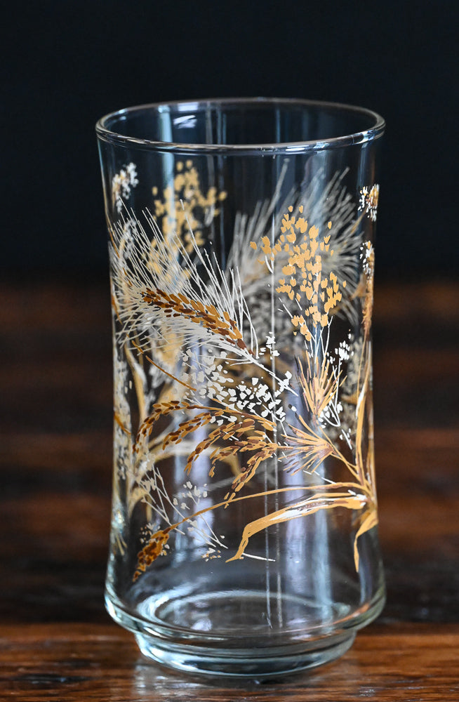 tan and white wheat print tumbler glasses