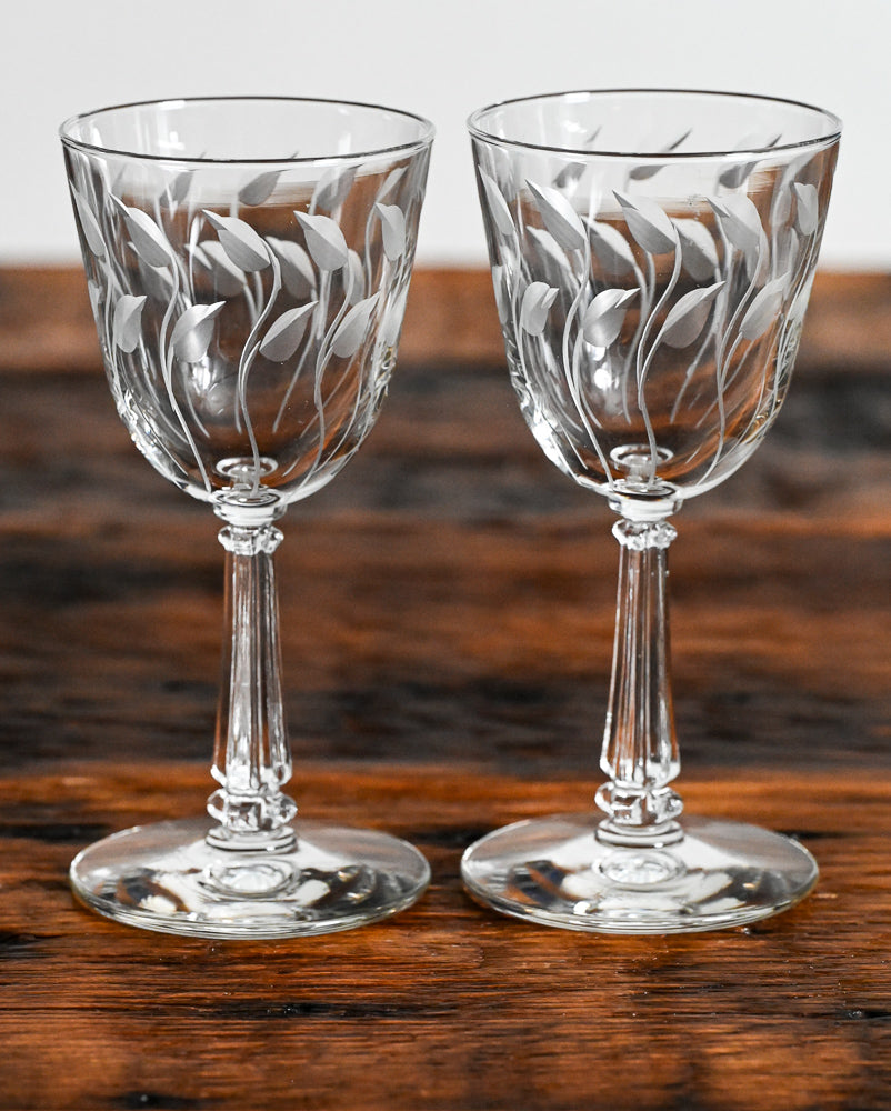 leaf etched clear wine glasses