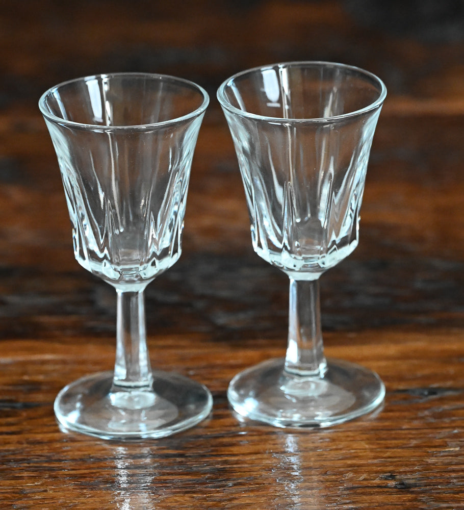 clear pressed glass cordial glasses