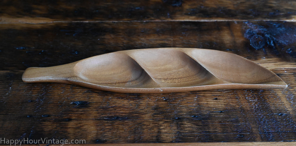 3 compartment wooden serving tray, leaf shape