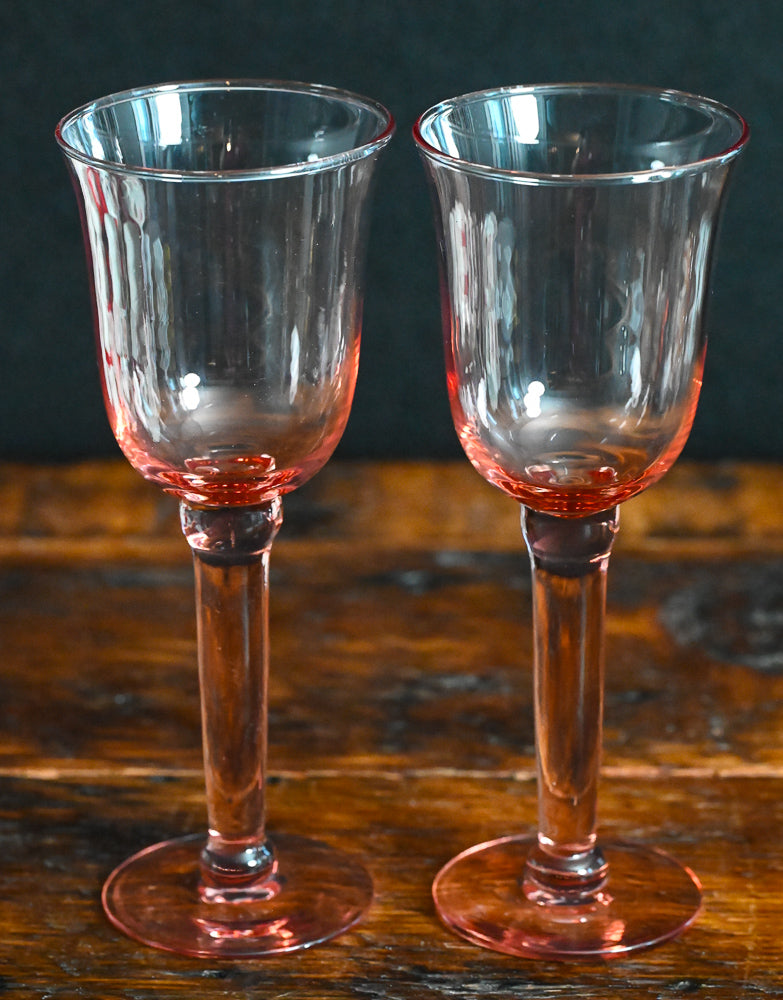 pink tulip wine glasses