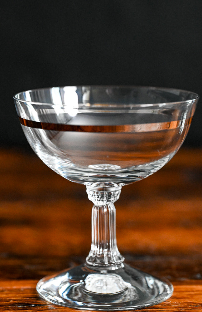 sil band ribbed stem champagne coupes