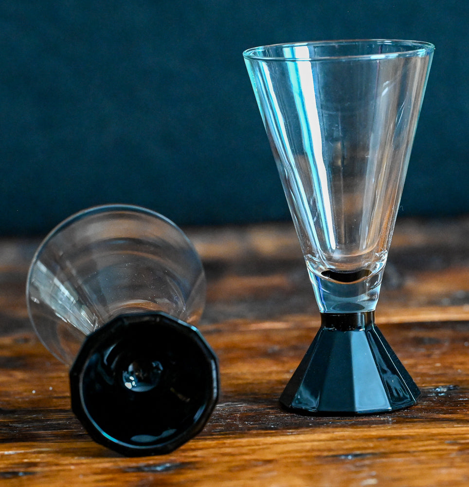 Luminarc clear glasses with black hexagon base