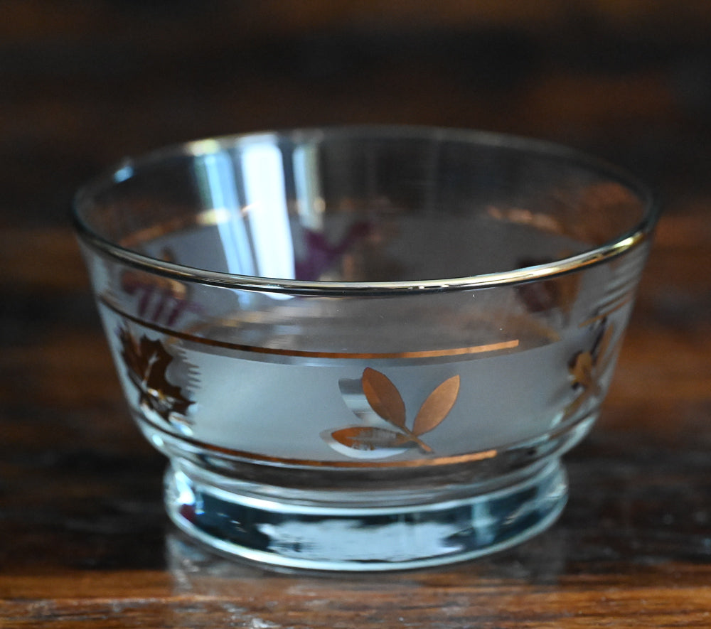 gold foliage Libbey footed dessert bowls