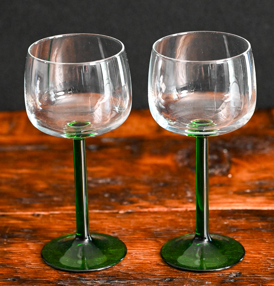 luminarc wine glasses with green glass stems