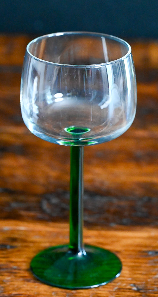 luminarc wine glasses with green glass stems