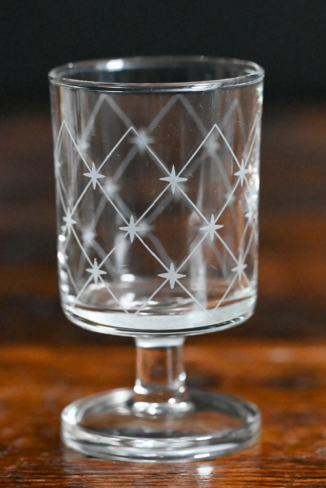 stars etched stemmed French Luminarc glasses