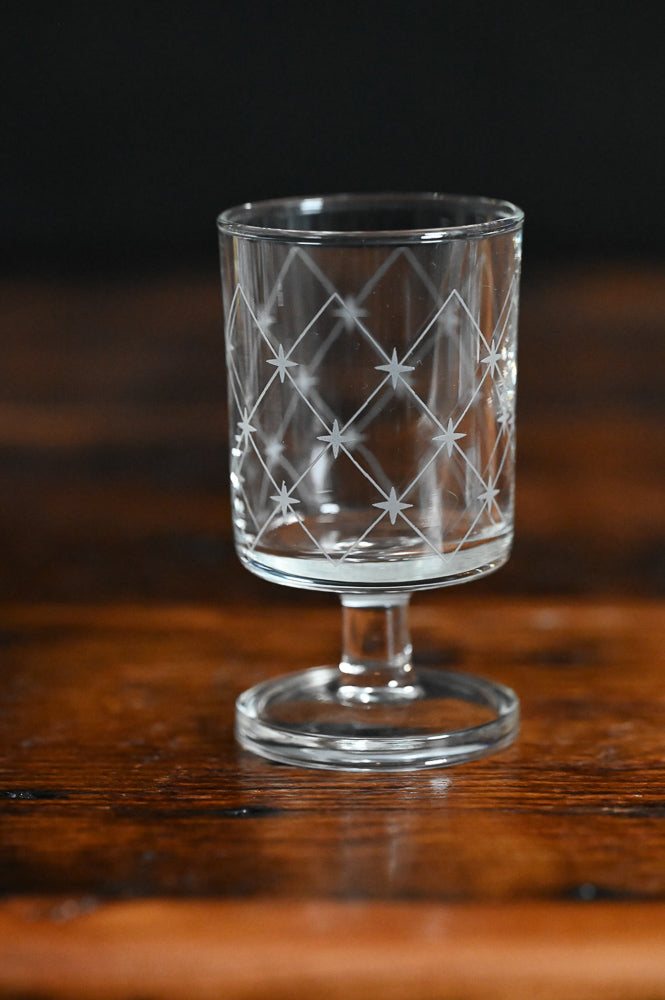 stars etched stemmed French Luminarc glasses