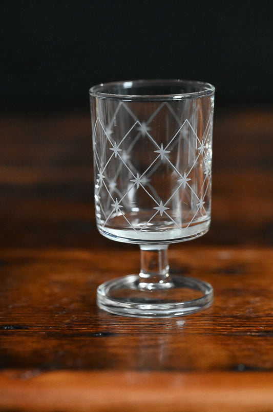 stars etched stemmed French Luminarc glasses