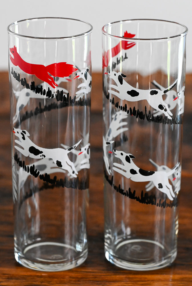 Libbey black and white dogs chasing a red fox collins glasses