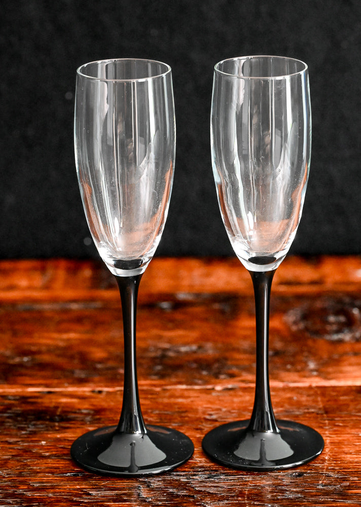 jet black stemmed champagne flutes Luminarc