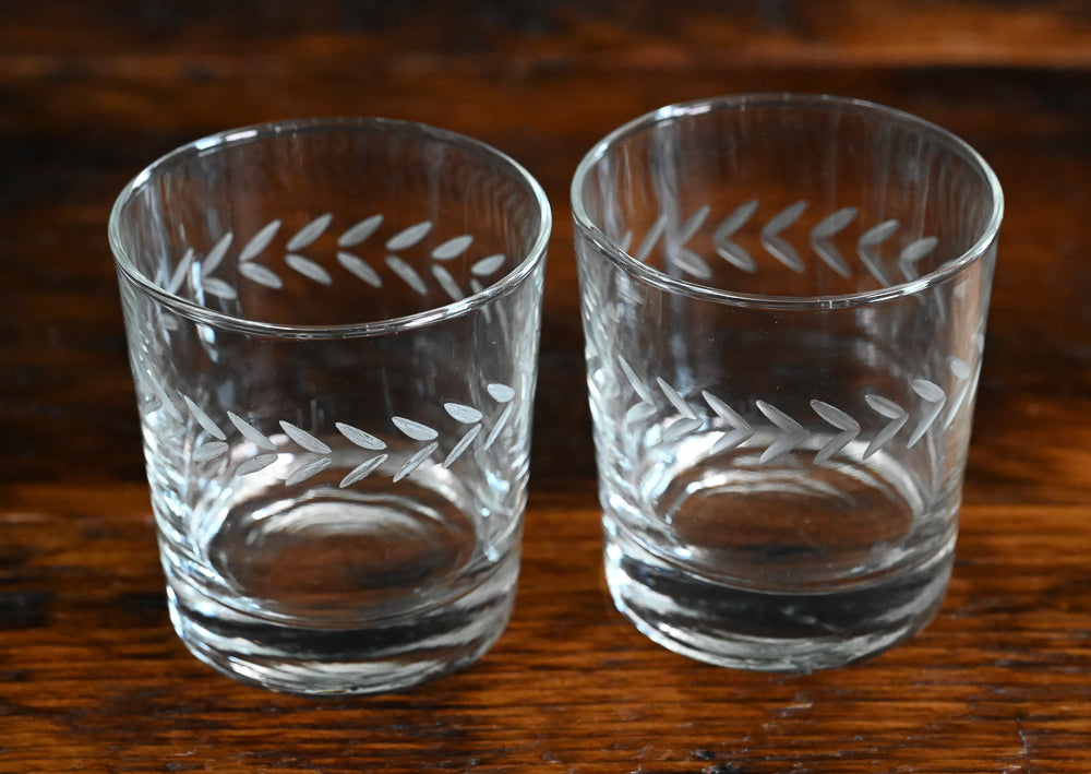 laurel leaf etched clear Anchor Hocking rocks glass