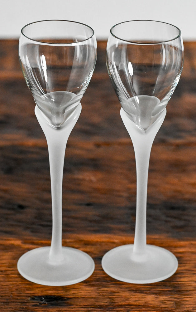 Colony Amarylis clear glass with long frosted stem