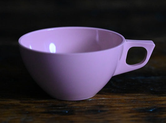 Sun-Valley pink melamine teacups