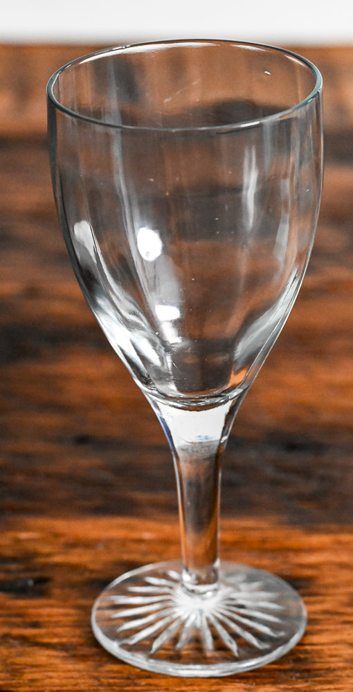 clear tall wine glass