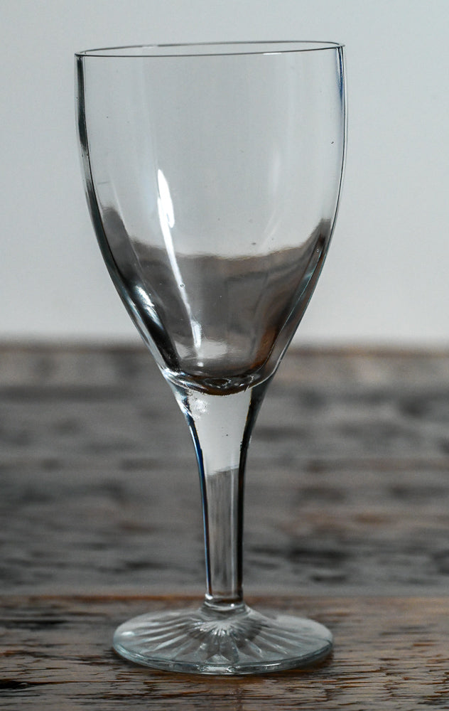 clear tall wine glass