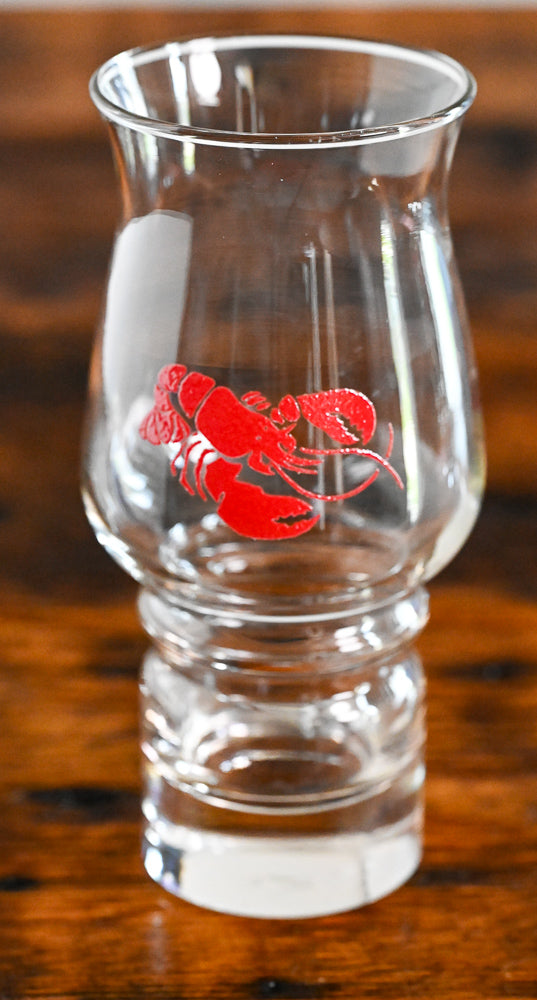 glass with red lobster logo
