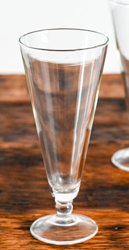 clear tall pilsner glasses