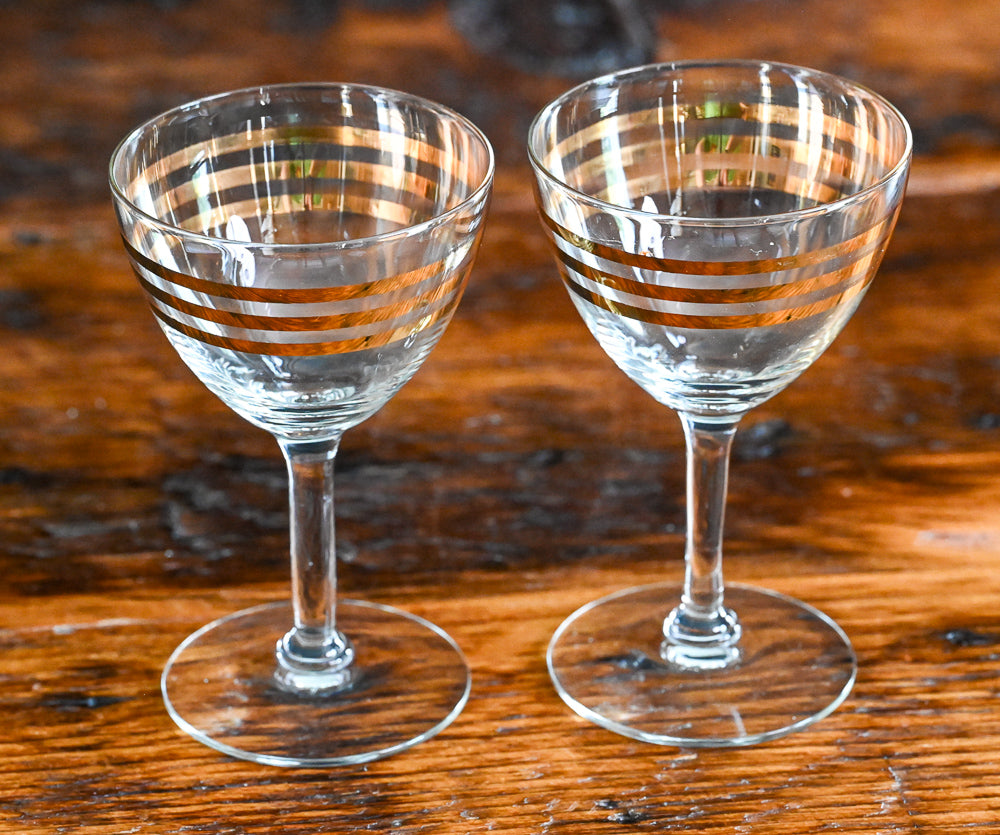 liquor glasses with 3 gold bands