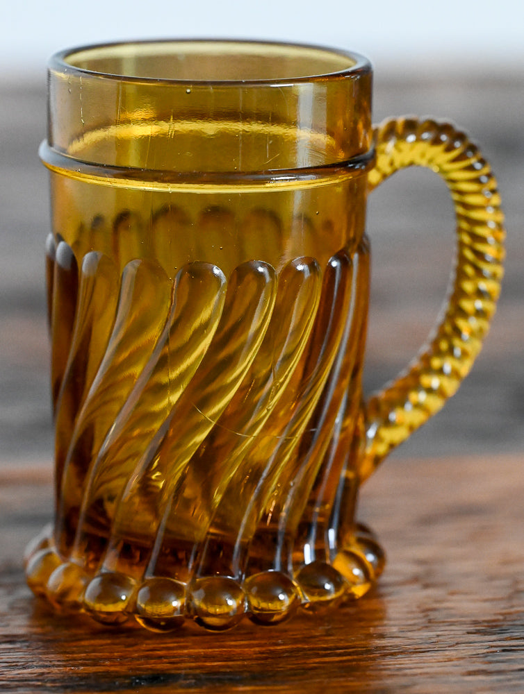 amber swirl handled glass