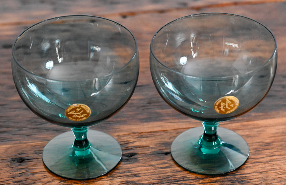 Morgantown Russel Wright green glass goblet