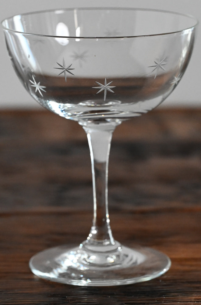 CG Quartzex Crystal stars etched champagne coupes